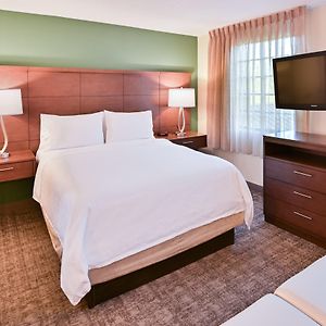 One-Bedroom Queen Suite Mobility accessible