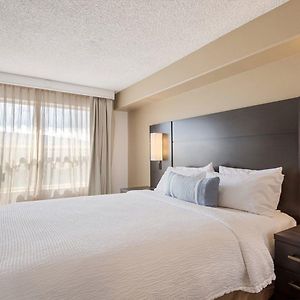 One-Bedroom King Suite