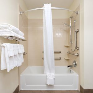 One-Bedroom King Suite Disability Access