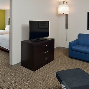 Queen Suite