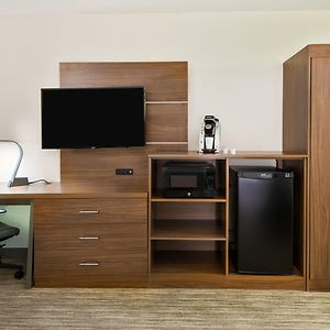 Queen Room Hearing Accesible