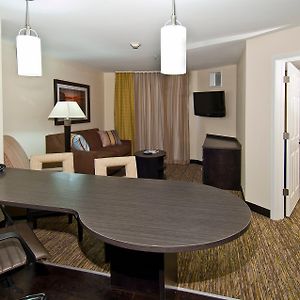 One-Bedroom King Suite