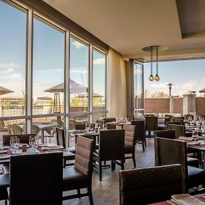 Premium King Room