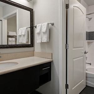 One-Bedroom King Suite