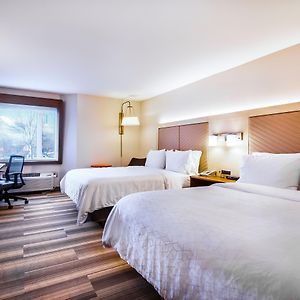 Holiday Inn Express & Suites Langley By Ihg