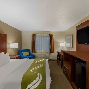 Queen Room Accessible or Nonsmoking