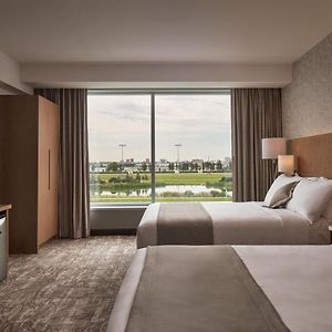 Premium Queen Room