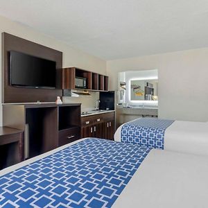 Efficiency Quadruple Room
