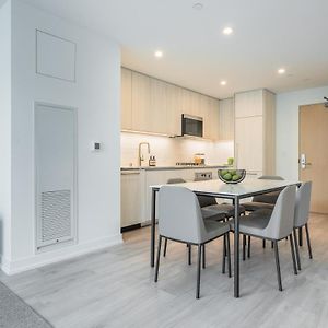 One-Bedroom King Suite