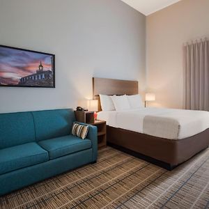 Presidential King Suite Mobility accessible