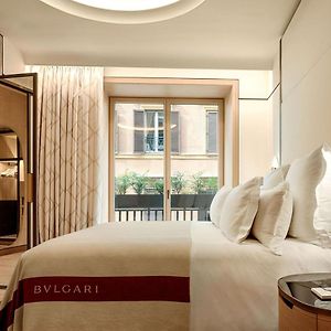 Superior One-Bedroom King Suite