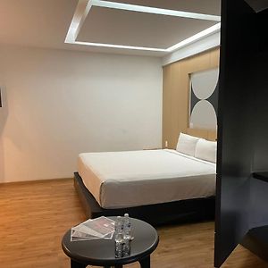 Queen Suite