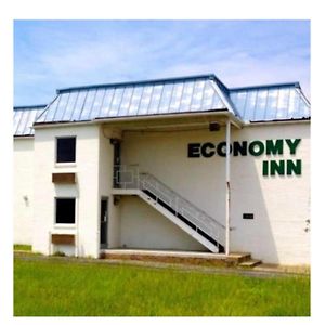 Economy Inn Of Greenville, Near Ecu Health Center