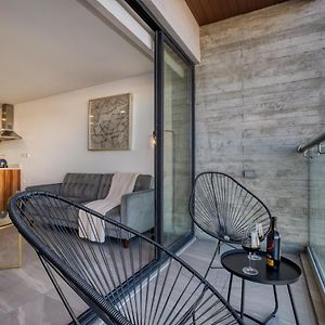 Premium Apartment