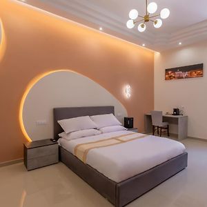 Executive Triple Room