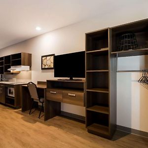 Queen Suite