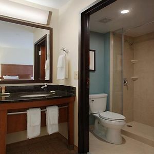Upper Floors King Room