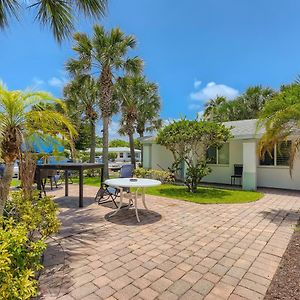 Singer Island Stunner 2 Br