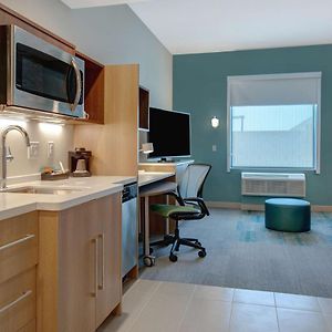 One-Bedroom King Suite