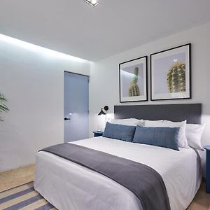 Large King Room