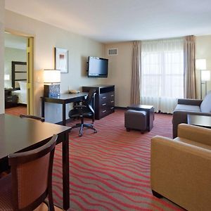 One-Bedroom King Suite