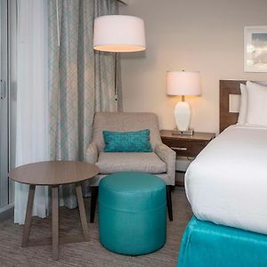 Corner King Room