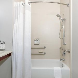 King Room Mobility or hearing accessible
