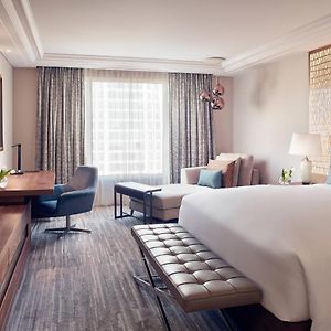 Club King Room