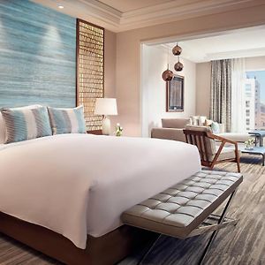 One-Bedroom Junior Suite