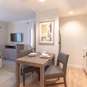 Two-Bedroom King Suite
