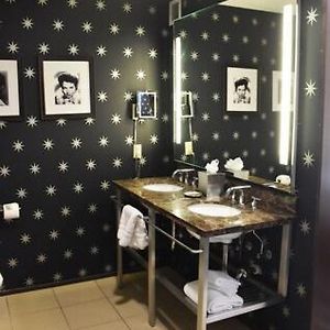 Premier King Suite