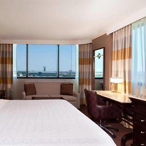 Corner King Room