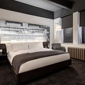 Signature King Room