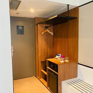 Premium Queen Room