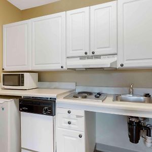 One-Bedroom King Suite Disability Access