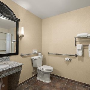 King Suite Mobility accessible