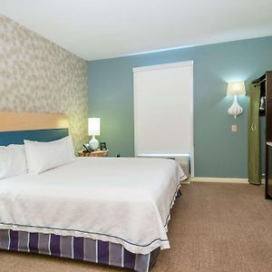 One-Bedroom King Suite