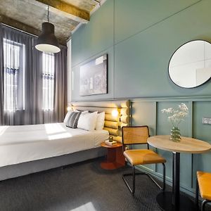 King Suite Dog friendly
