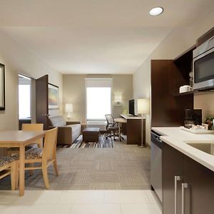 One-Bedroom King Suite