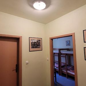 Dormitory Room Mixed