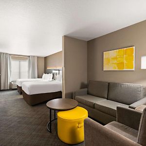 Queen Suite
