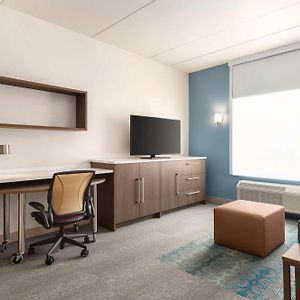 One-Bedroom King Suite
