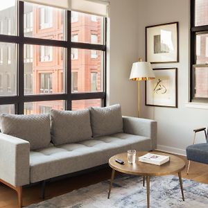 One-Bedroom King Suite