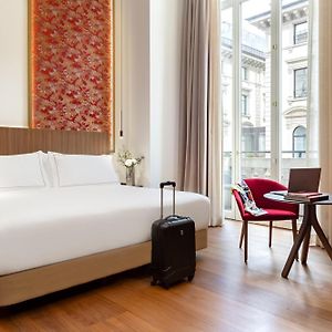 Premier Room