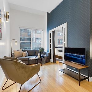 Premier One-Bedroom Apartment