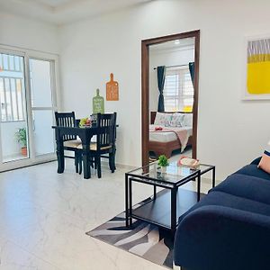 Premier One-Bedroom Apartment
