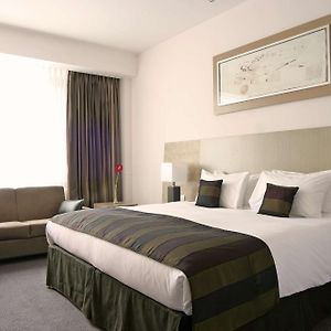 Executive Queen Room