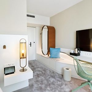 Classic Single Room
