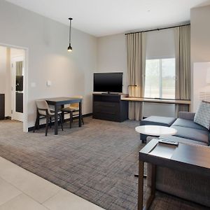 One-Bedroom King Suite