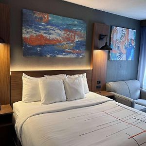 Executive King Room